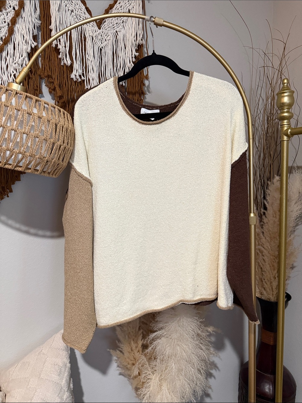 Colorblock Crewneck Sweatshirt in Cream, Tan & Brown